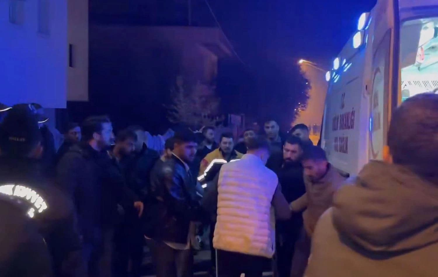 Hayatını kaybeden Kobanili Baran Abdi hastaneye kaldırılmıştı. / Video alıntısı