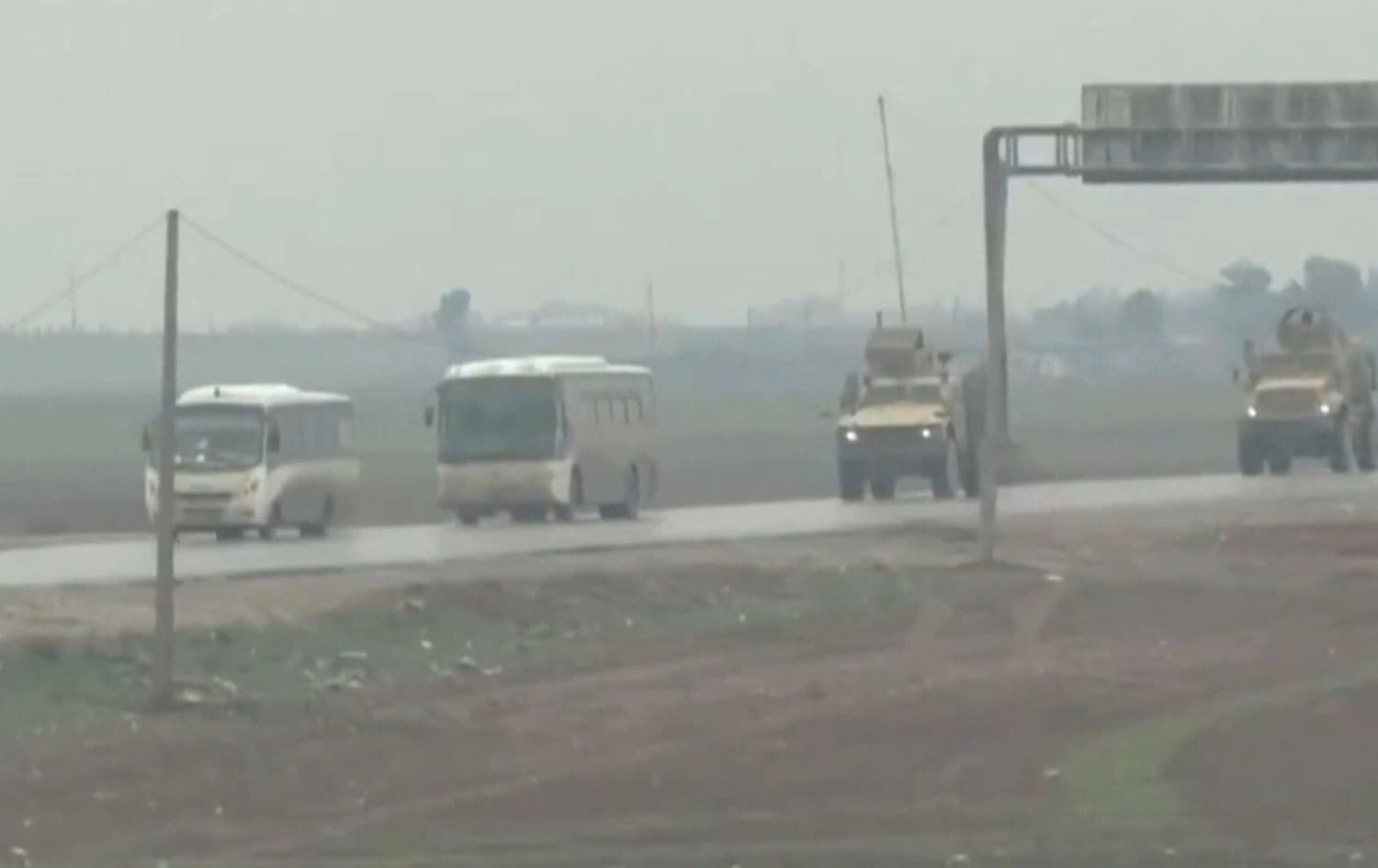 IŞİD tutukluları ABD korumasında Irak'a taşınıyor
