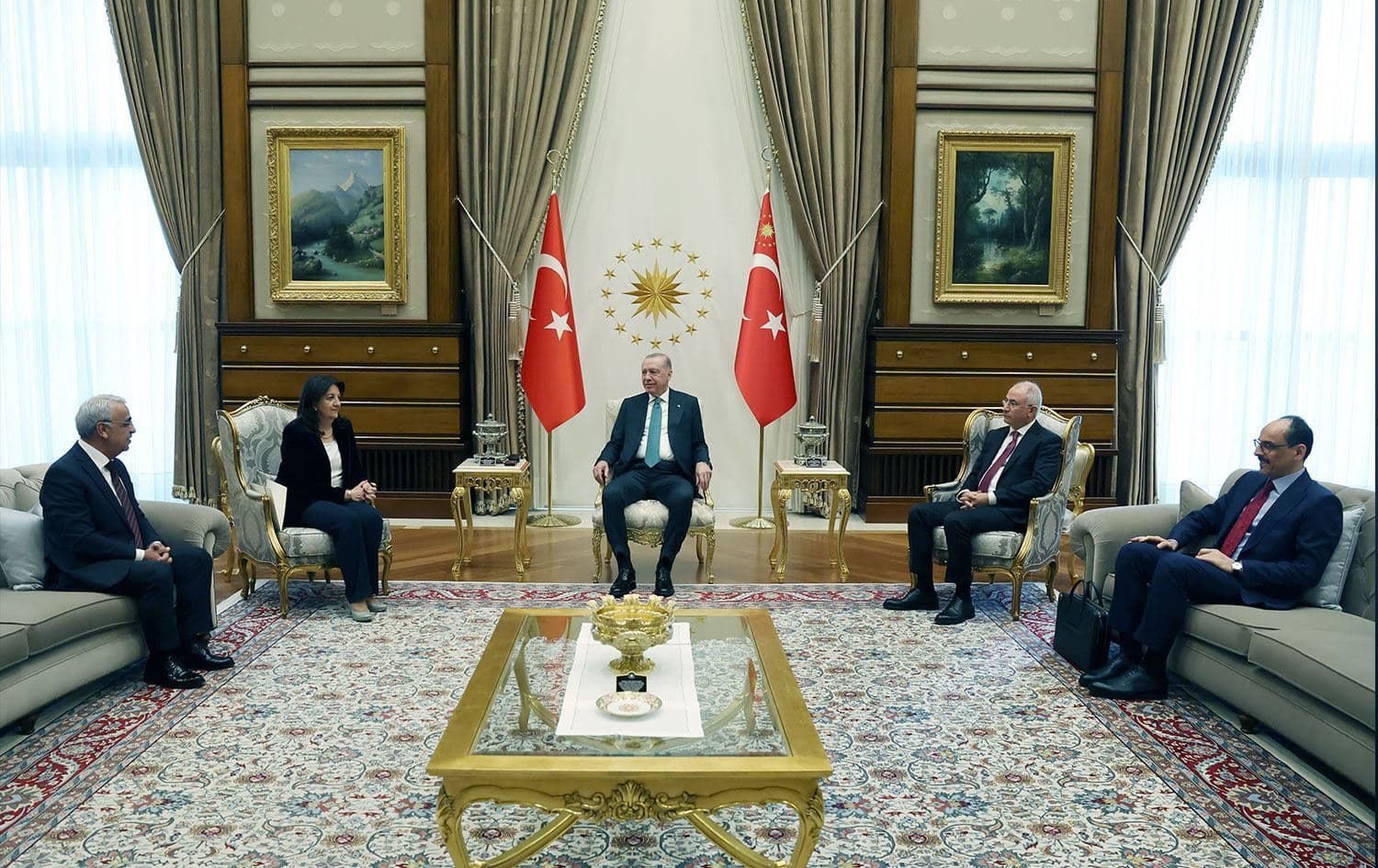 Civîna Heyeta Îmraliyê ya bi Recep Tayyîp Erdogan re / Wêne: Serokkomariya Tirkiyeyê