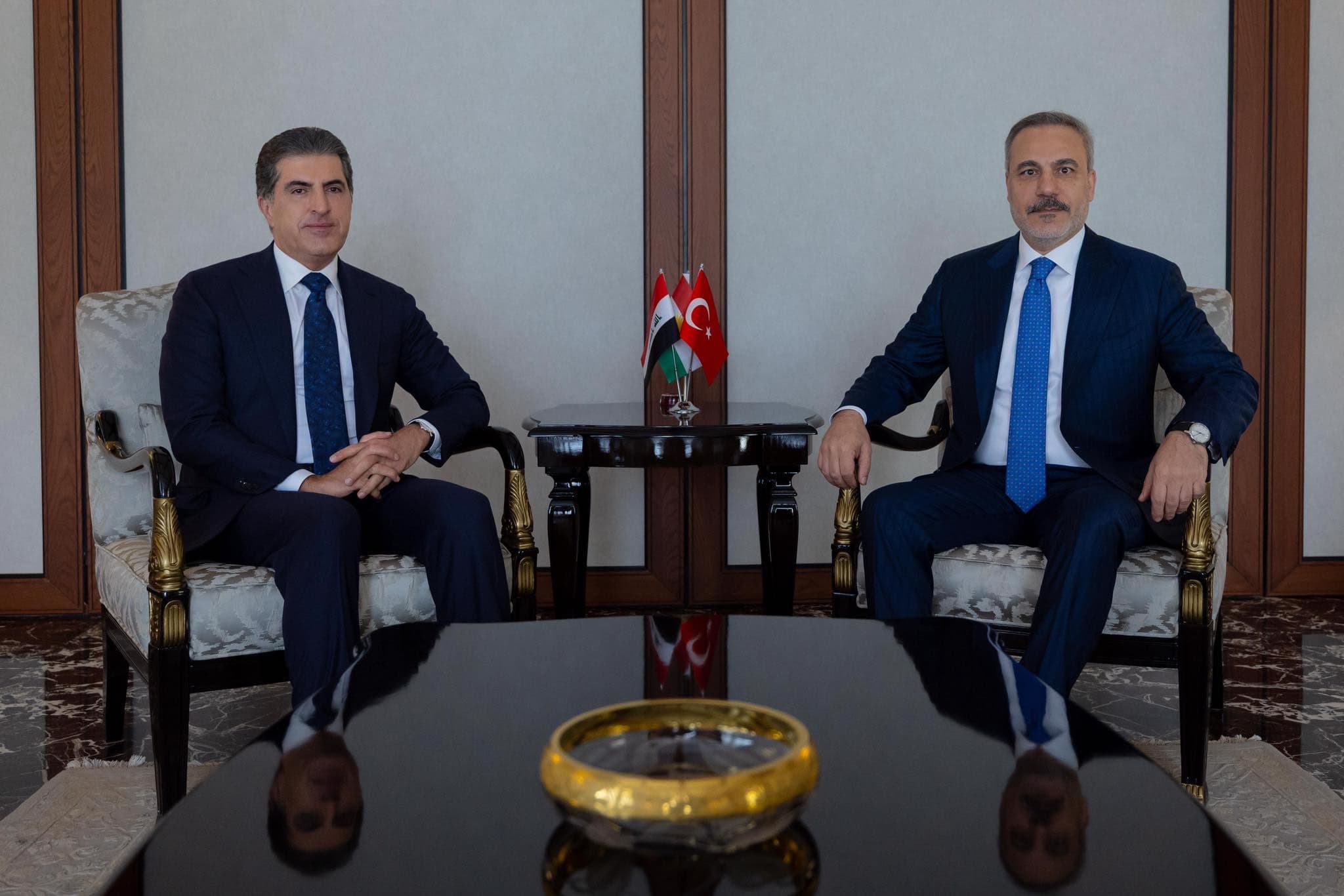 File photo of a meeting between Barzani and Fidan. Credit: AA