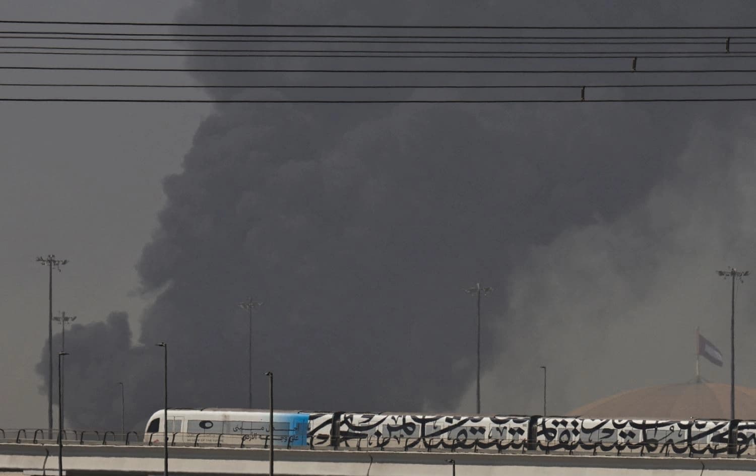 هێرشێکی ئێران بۆ سەر دووبەی. وێنە: AFP