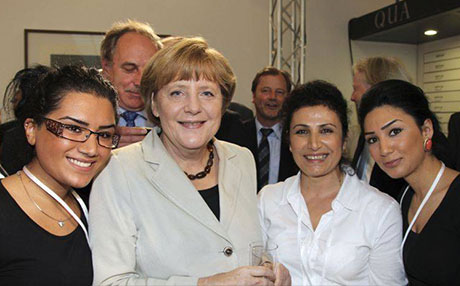 كچانی كورد داوای هاوكاری لە مێركڵ دەكەن