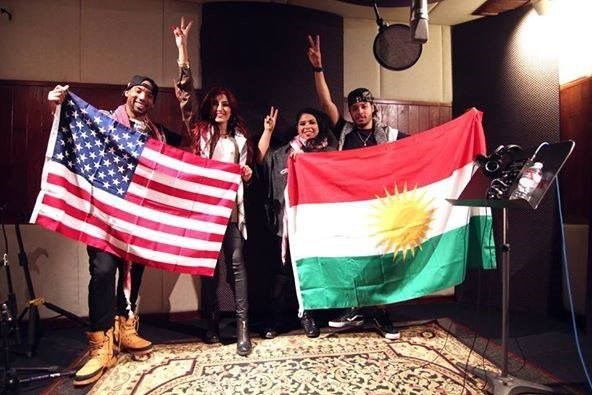 Helly Luv li Amerîka “Şoreş” derxist