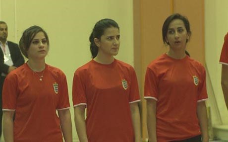 پاڵەوانیەتییەکی تۆپی بالە بۆ ئاوارەکان رێکخرا