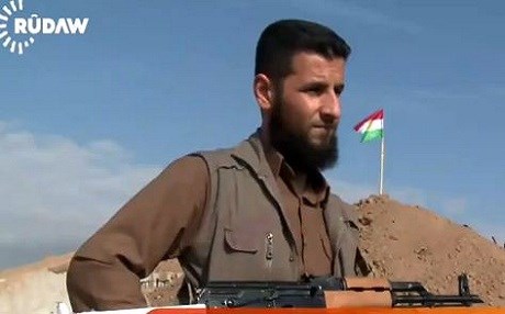 Selefî di şerê DAIŞê de pişta Pêşmerge digirin