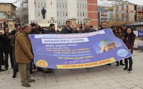 Li Dêrsim ji bo zimanê zikmakî çalakî