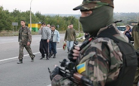 Artêşa Ukrayna û çekdarên cudaxwaz bihevguhertina dîlan kirin