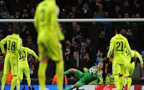 Messi penaltı kaçırdı