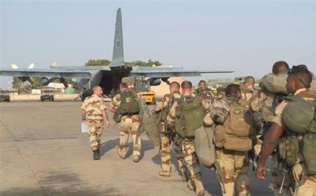 Belçîka komek pisporên leşkerî dişîne Iraqê