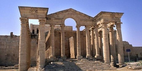 Süryani başkentinde yağma