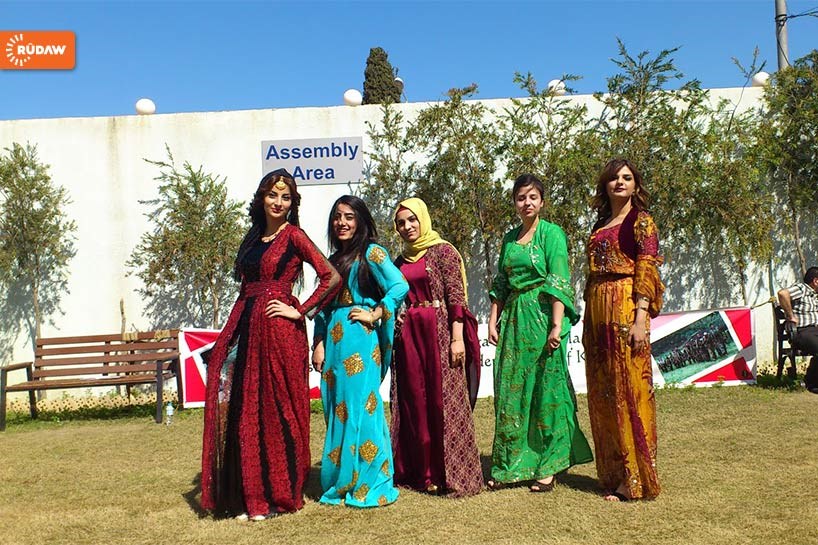 WÊNE - Li Hewlêrê Roja Cil û Bergên Kurdî