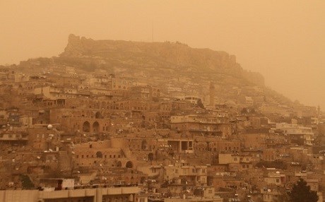 Diyarbakır ve Mardin toza teslim