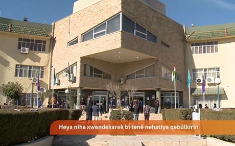 8 hezar xwendekarên Rojava dixwazin li zanîngehên Başûr bixwînin