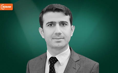 كاركردن بۆ دەستوور یان كاركردن بە دەستوور؟