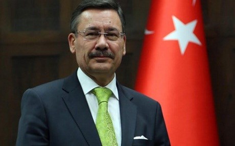 Gökçek, Demirtaş’ı mahkemeye veriyor