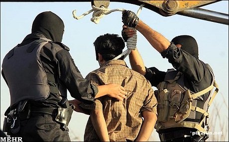 ‘Komara îslamî bixwe madeyên hişber li nav kurdan de belav dike’