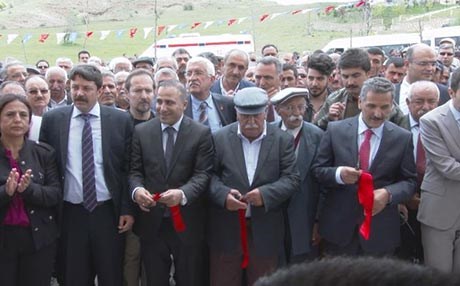 Li Xozatê cemxane hat vekirin