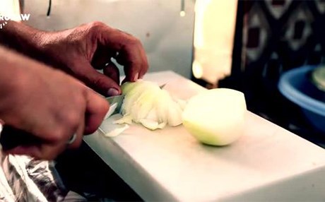 فەلافل فرۆش