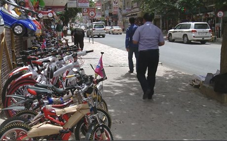 لەگەڵ داخستنی دەرگای قوتابخانەکان، بازاڕی پاسکیل فرۆشان گەرم دەبێت
