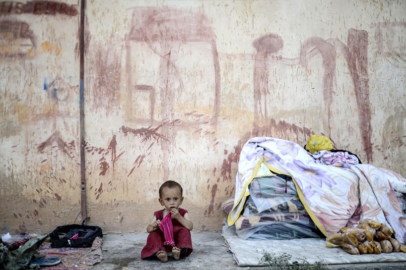 FOTO - Türkiye sınırındaki Rojavalı mülteciler