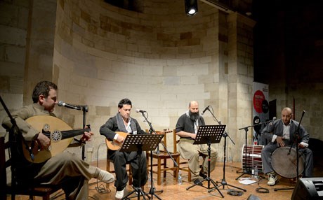 گرووپی نیشتمان و ئەیوب عەلی ئیتاڵیا پڕ دەکەن لە سەما و میلۆدی کوردی