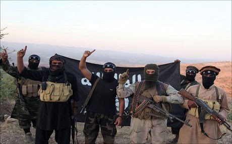 Muftî û 54 çekdarên DAIŞê hatin kuştin