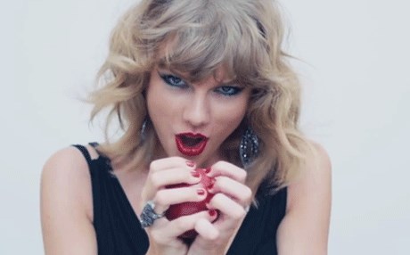 تایلۆر سویفت و ئەپڵ گەیشتنە رێککەوتن