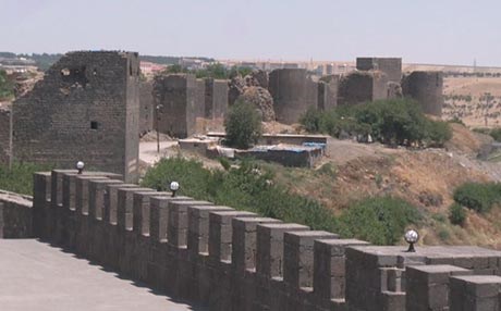 Ji bo bircên Amedê, çavên Amediyan li UNESCOyê ye