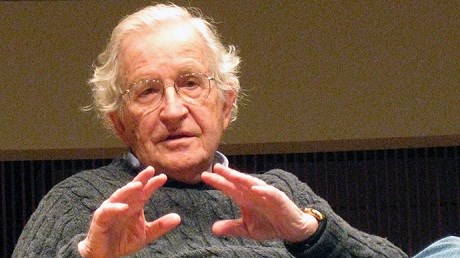 Chomsky: Turkey commits a crime by sending troops to Syria