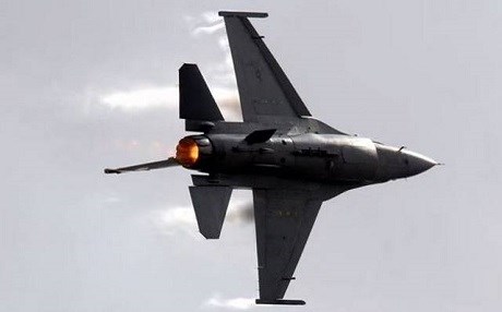 ŞENGAL - IŞİD’in 2 silah deposu vuruldu