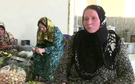 YPG mothers cook for their sons in the battlefield
