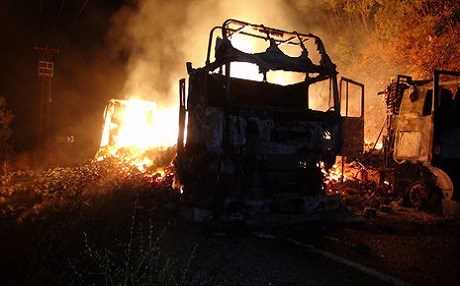 Kolorduya el bombası!