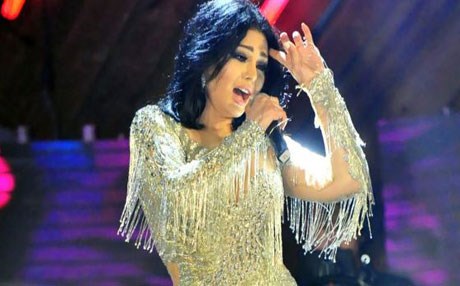 هەیفا وەهبی هەمان جلوبەرگی جێنیفەر لۆپێز دەپۆشێت