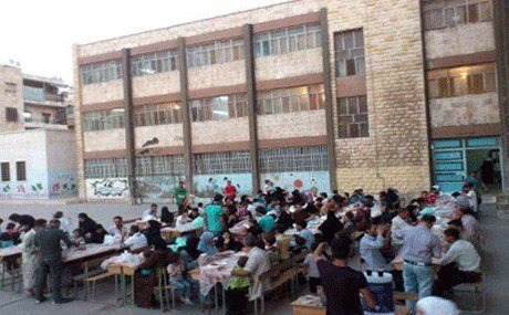 KANTON MÜFREDATI - Rojava’da Arap öğrenciye Kürtçe dersi