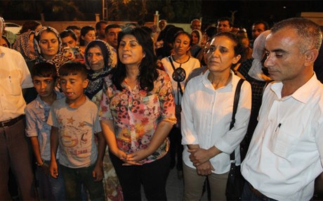 NUSAYBİN – Başkanlar tutuklandı