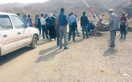 Sivîlan term leşkerên Tirkiyeyê radestî qereqolê kirin