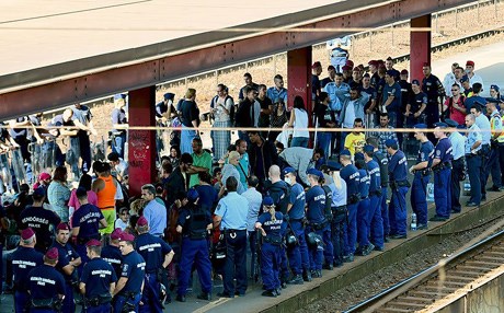 نەمسا لە چاوەڕوانی 60 هەزار کۆچبەردایە