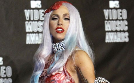 جلێکی لەیدی گاگا لە مۆزەخانە نمایشکرا