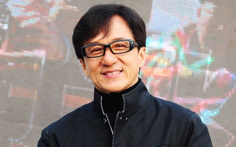 جاکی چان لە دوبەیە