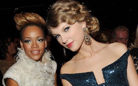 ریهانا دەرکەوتنی لەگەڵ تایلۆر سویفت لەسەر شانۆ رەتدەکاتەوە