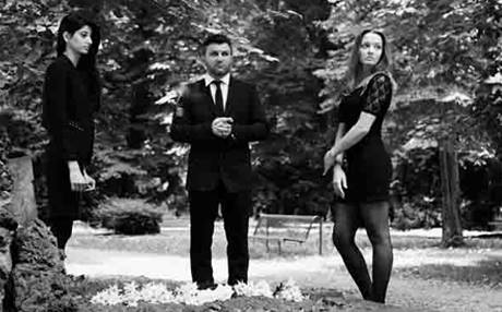 Dilber û Saman didin ser rêka vine