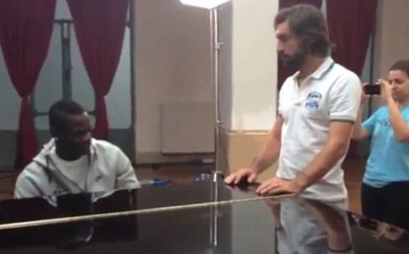 بالۆتێلى بۆته‌ پیانۆ ژه‌ن