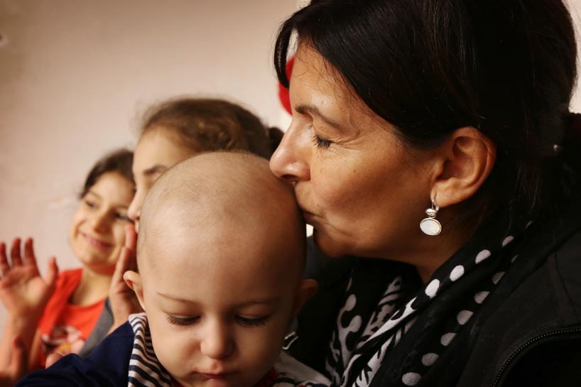 FOTO - Paris Belediye Başkanı Anne Hidalgo Erbil'de göçzedelerle