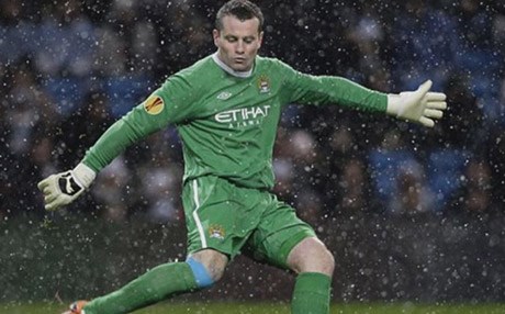 گۆڵپارێزانی خولی پرێمەرلیگ رکابەری لەسەر کلین شیت دەکەن