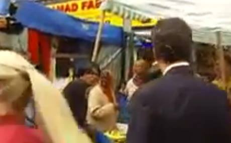 Brîtanya: Serokê Partiya Karkeran rastî êrişa bi hêkan hat