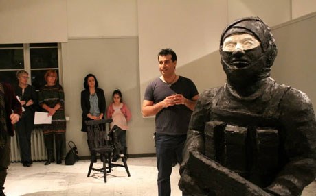 شێوەكارێكی كورد پەیكەر و تابلۆ تێكەڵی یەكدی دەكات