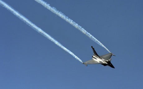 لە زاخۆ فڕۆكە جەنگییەكانی تورکیا پەكەكە بۆردوومان دەكەن