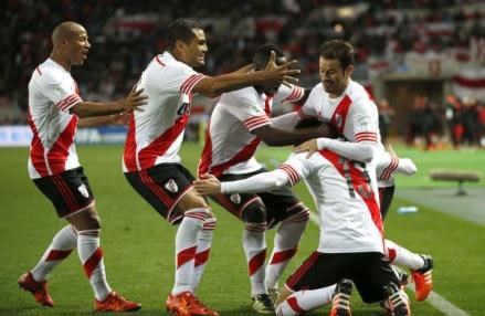 ریڤەرپلەیت چاوەڕێی مێسی و هاوڕێکانی دەکات