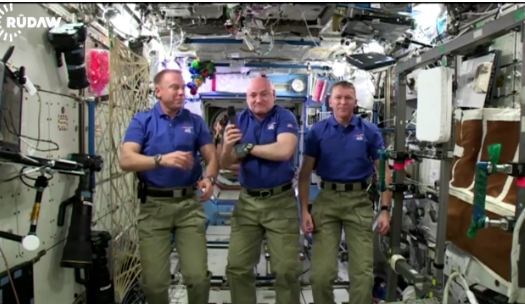 Space: ISS crew send Christmas greeting to Earth