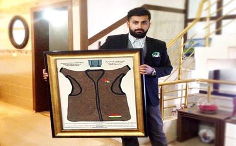 فەرەنجی و جامانەی سوور دەكرێنە لۆگۆ